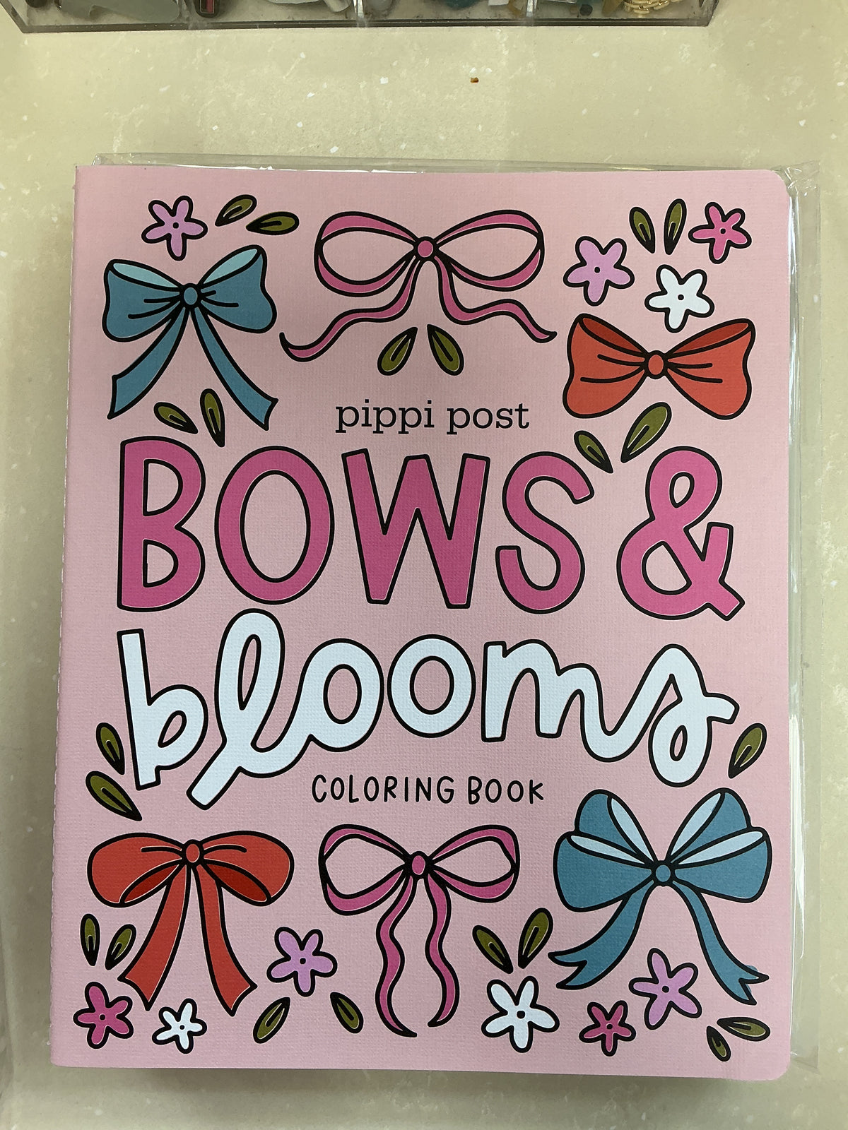 Bows and blooms coloring book – Lavish 31