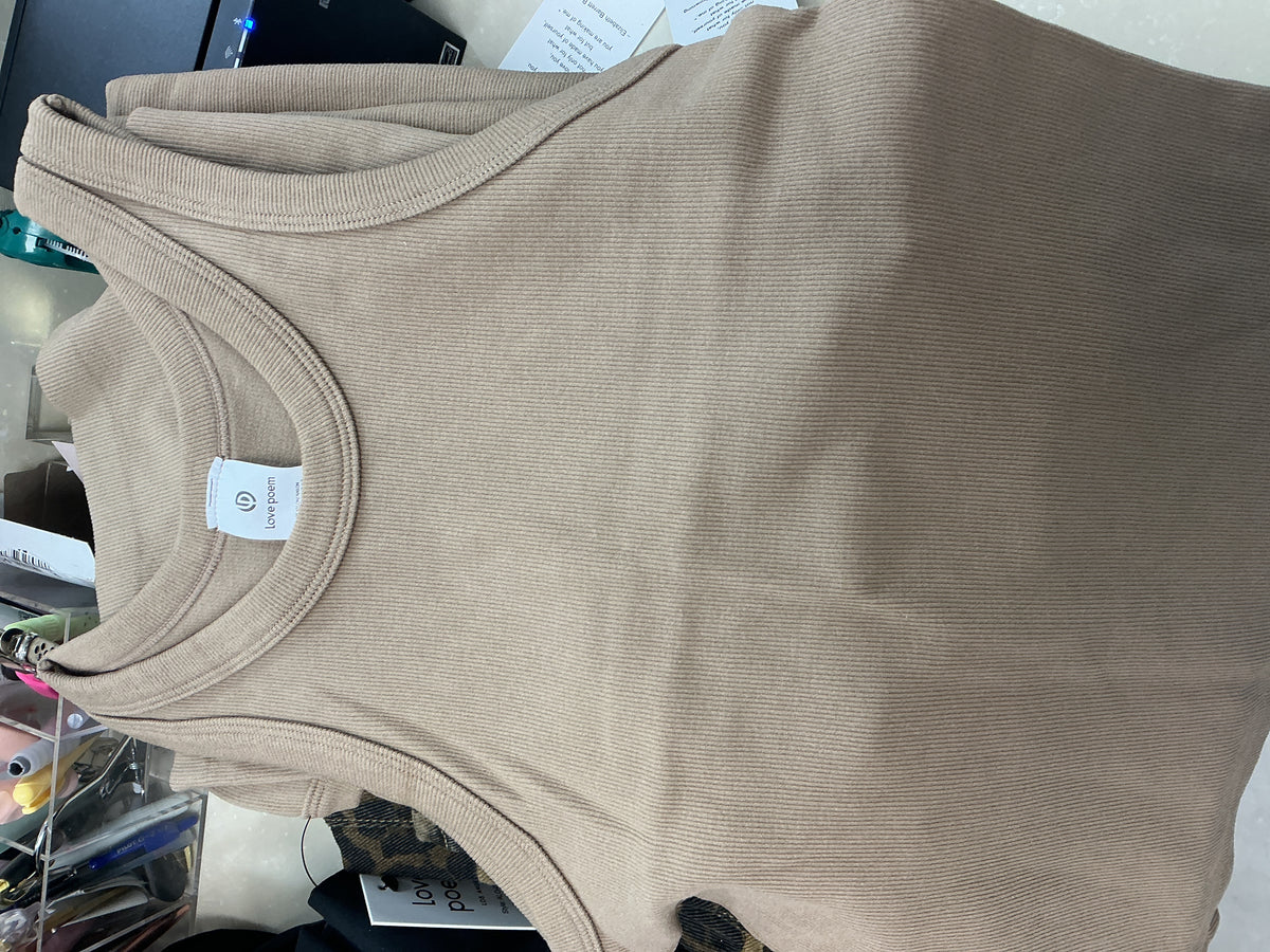 Brown tank top – Lavish 31