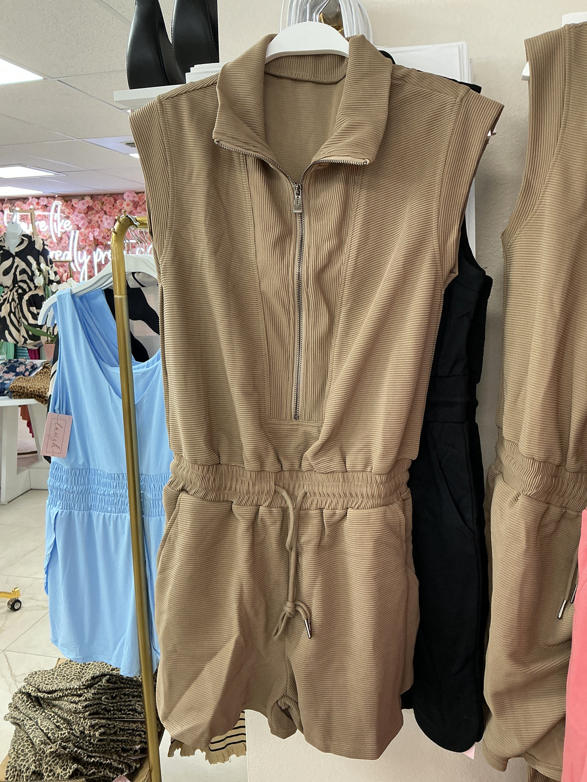 Beige ribbed romper – Lavish 31