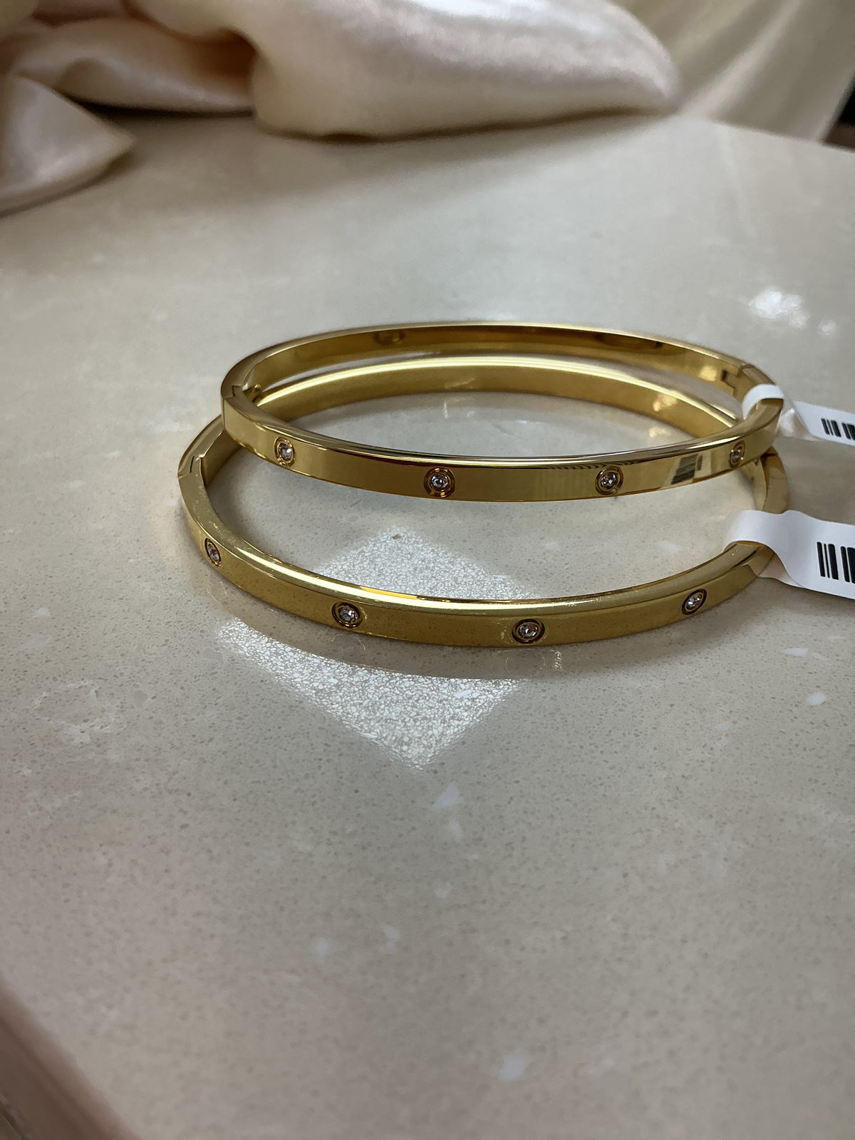 Mini diamond gold bracelet – Lavish 31
