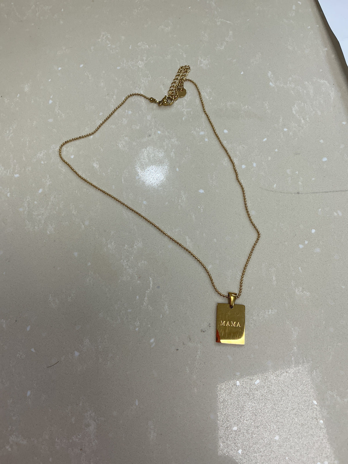 Mama gold necklace – Lavish 31