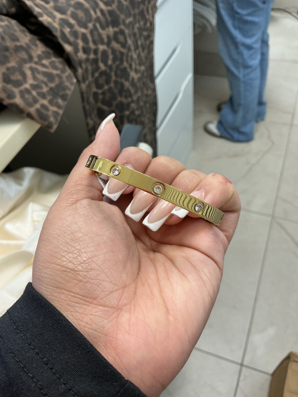 Gold bangle bracelet – Lavish 31
