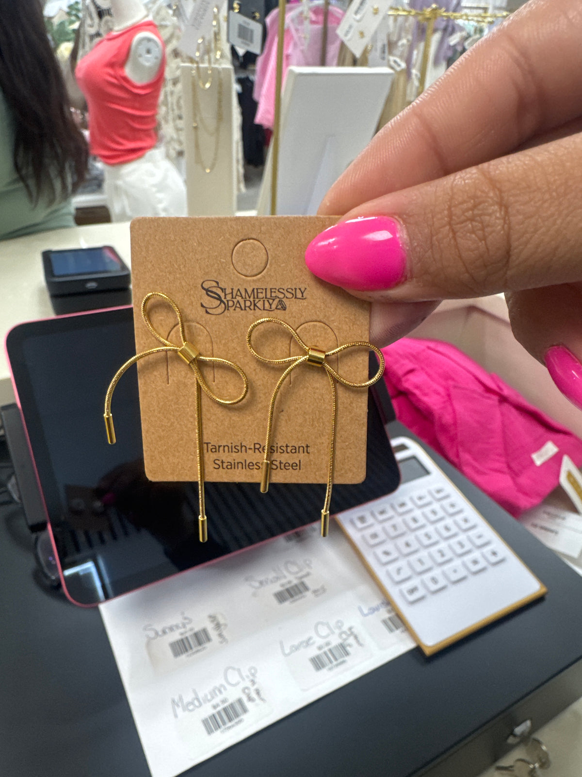 Bow earrings – Lavish 31