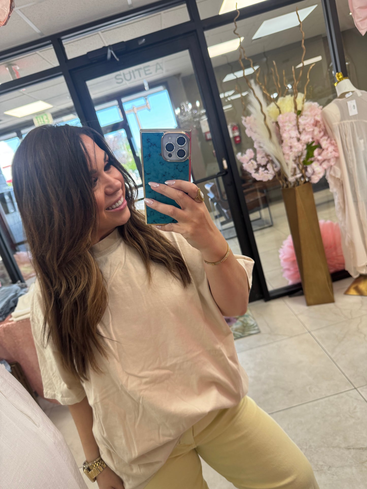Beige/off white basic top – Lavish 31
