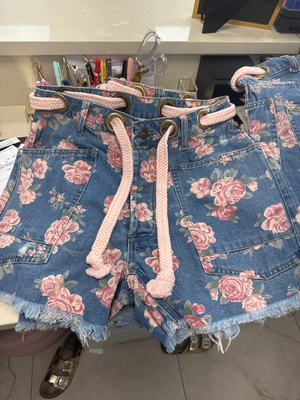 Denim pink floral shorts – Lavish 31