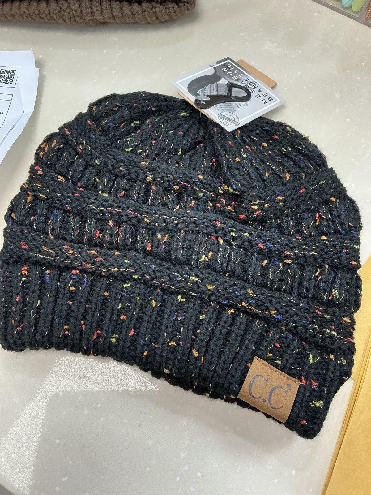 Multi color black beanie – Lavish 31