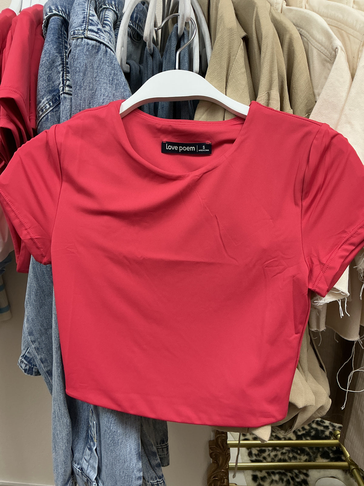 Love poem red top – Lavish 31