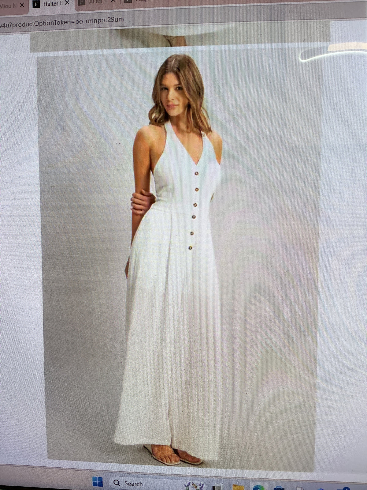 White romper with open back – Lavish 31