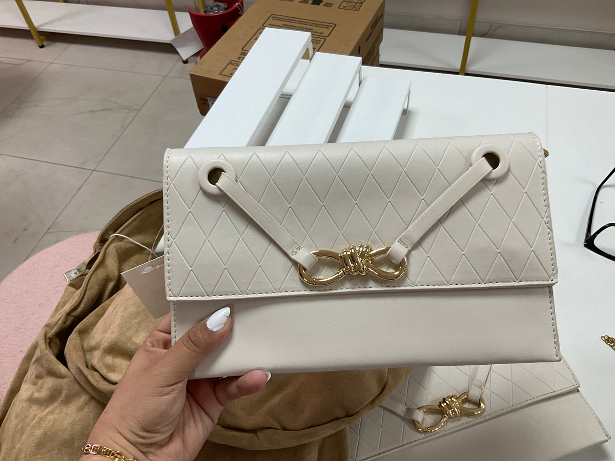 White clutch bag – Lavish 31