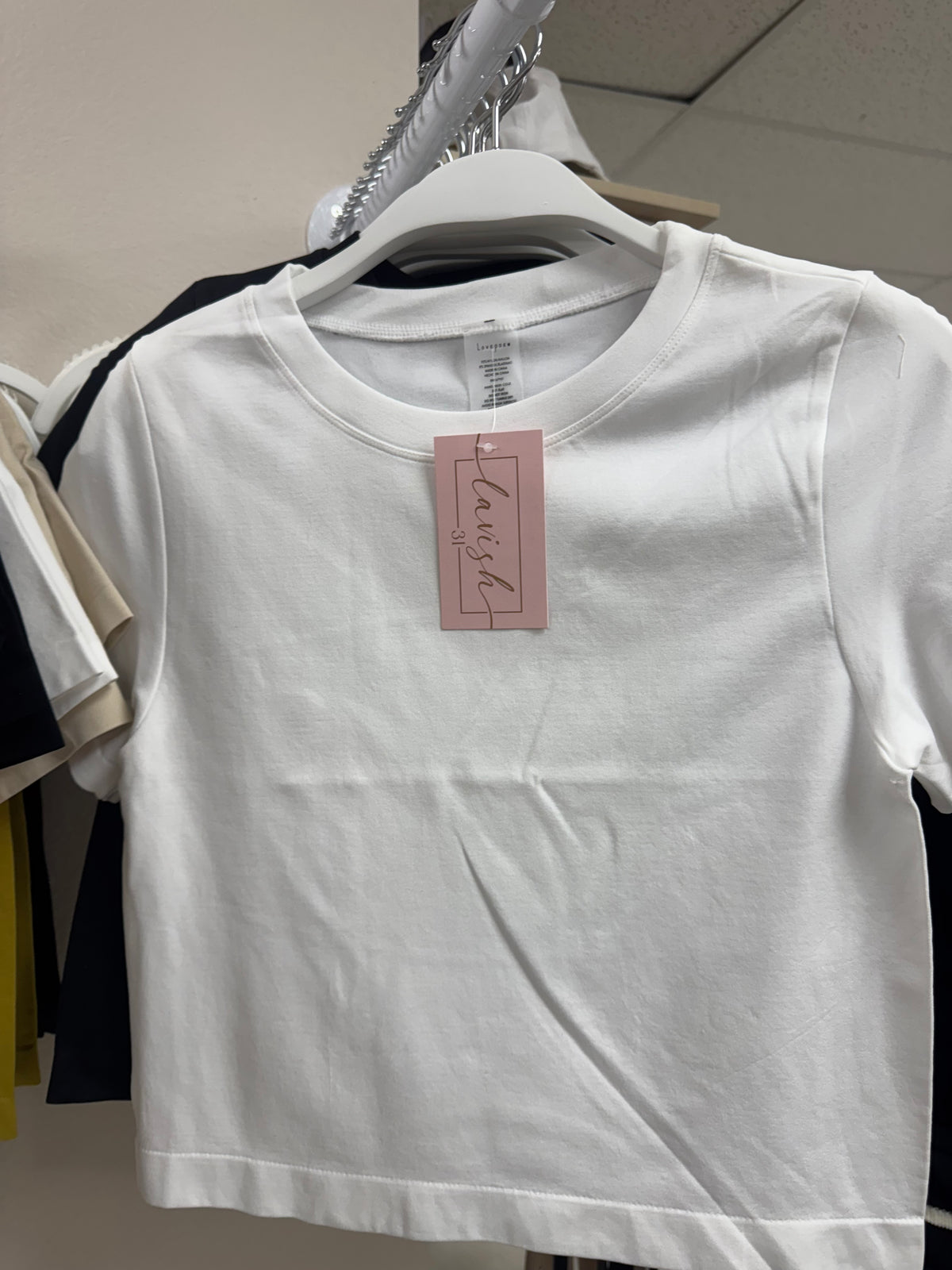 White crew neck top – Lavish 31