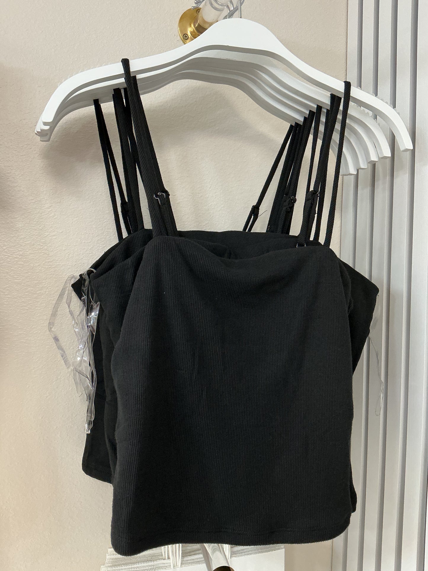 Black spaghetti tank top – Lavish 31
