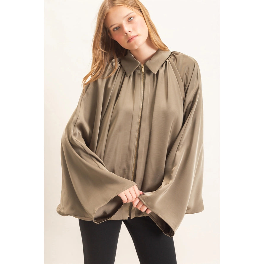 Green bat wing jacket with a gold zipper – Lavish 31