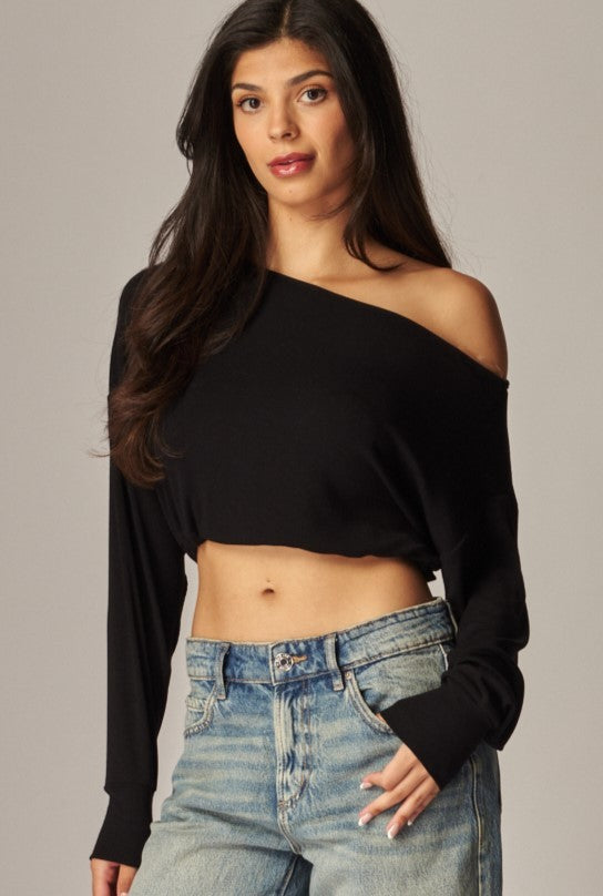 Black ribbed off the shoulder knit top – Lavish 31