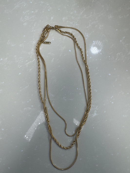Gold rope stack necklace – Lavish 31