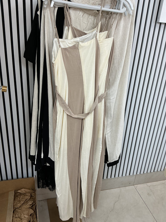 White and beige jumper – Lavish 31