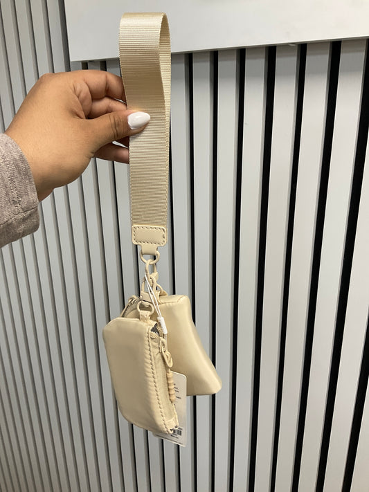 Cream 3 piece key chain – Lavish 31