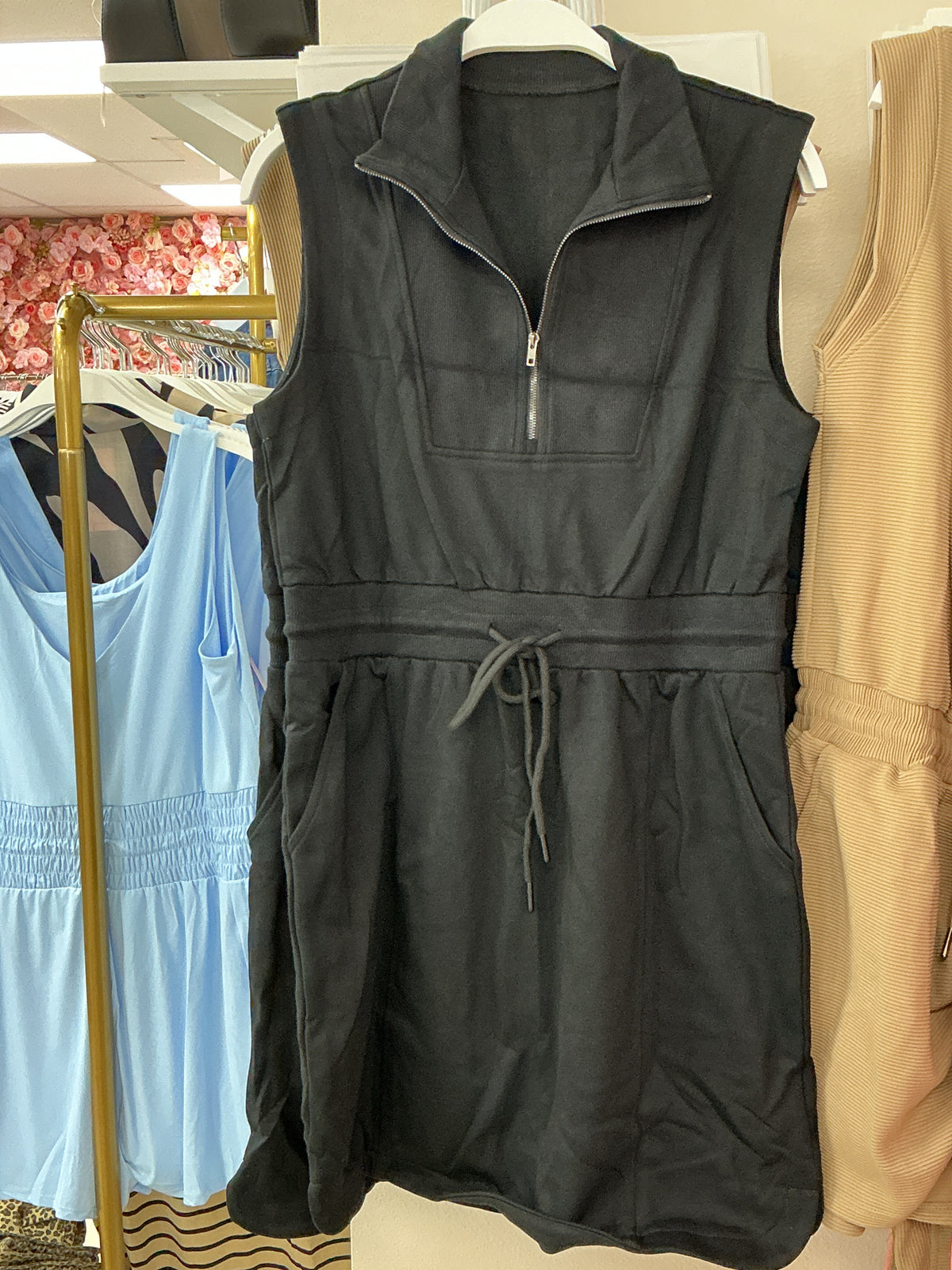 Black sporty dress – Lavish 31