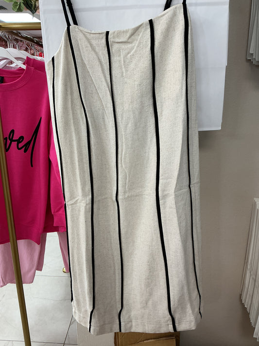 Beige dress with black stripes – Lavish 31