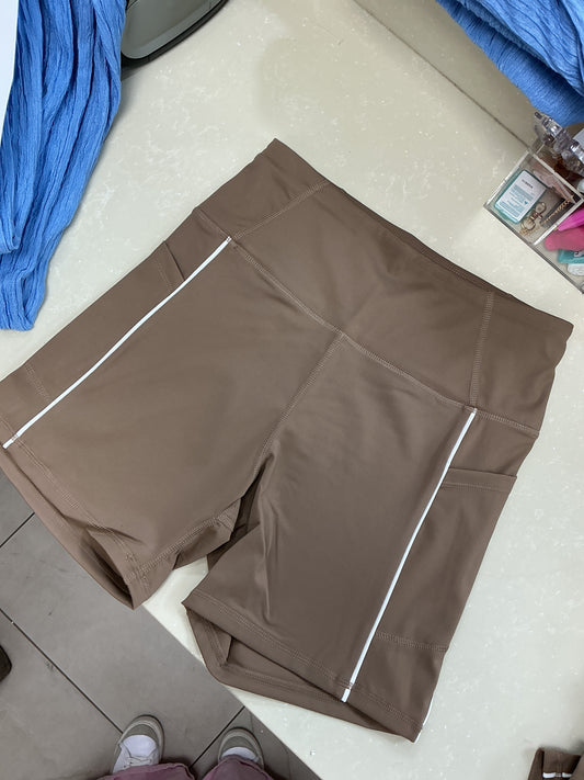 Brown workout shorts with white lining – Lavish 31