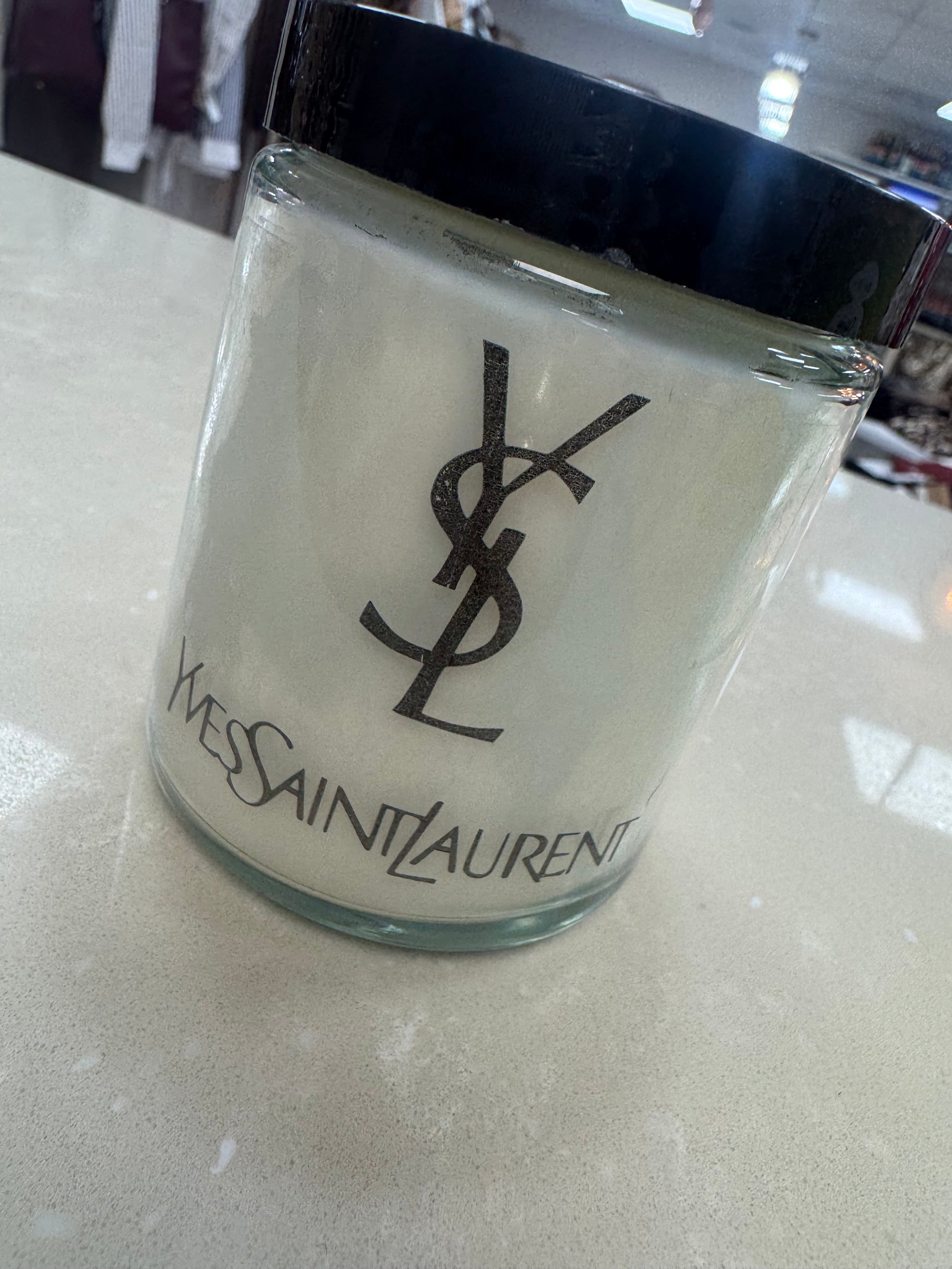 YSL candle – Lavish 31
