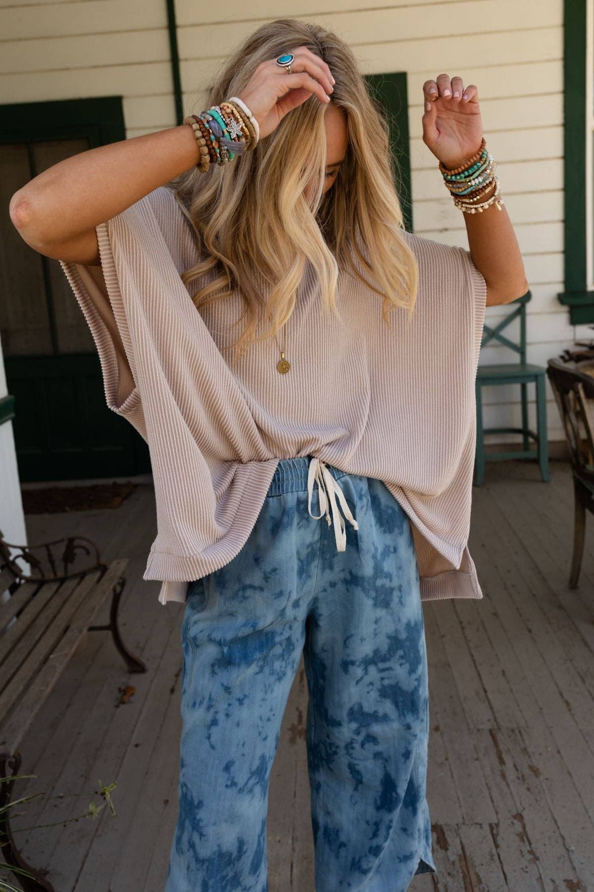 Beige short sleeve flowy top – Lavish 31 (view 2)