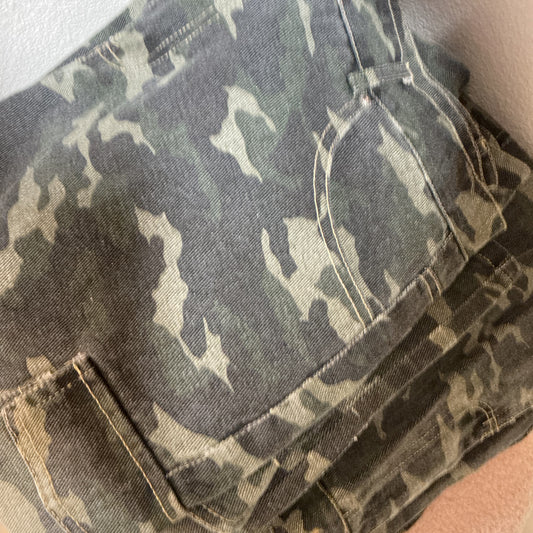 Camo pants – Lavish 31