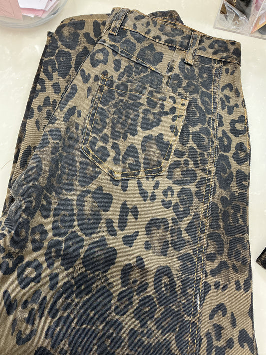 Cheetah barrel jeans – Lavish 31