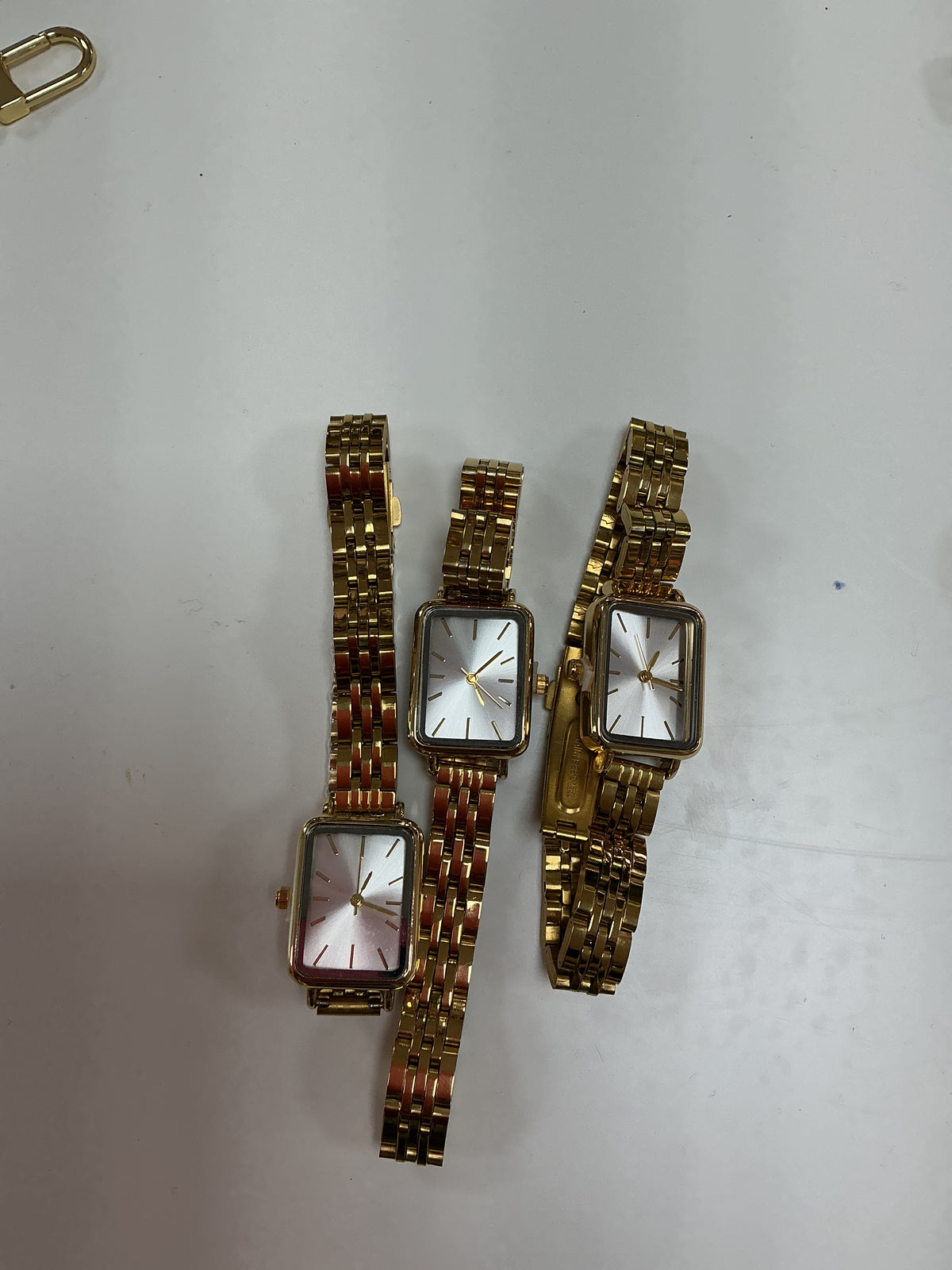 Gold square watch – Lavish 31