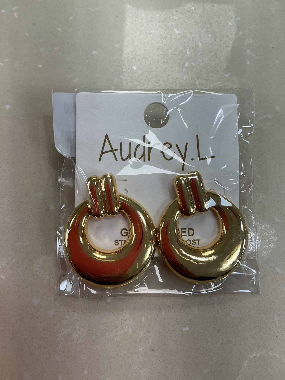 Gold circle earrings – Lavish 31