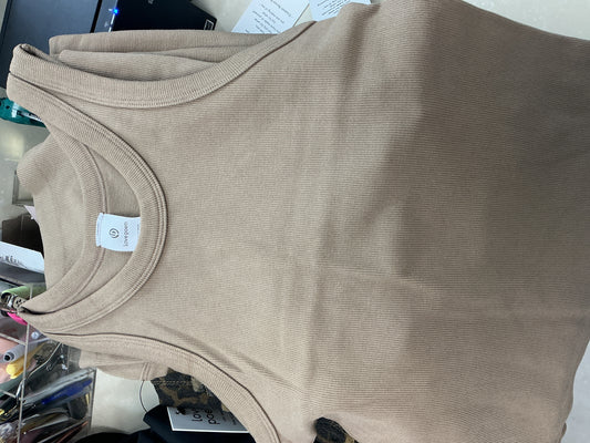 Brown tank top – Lavish 31