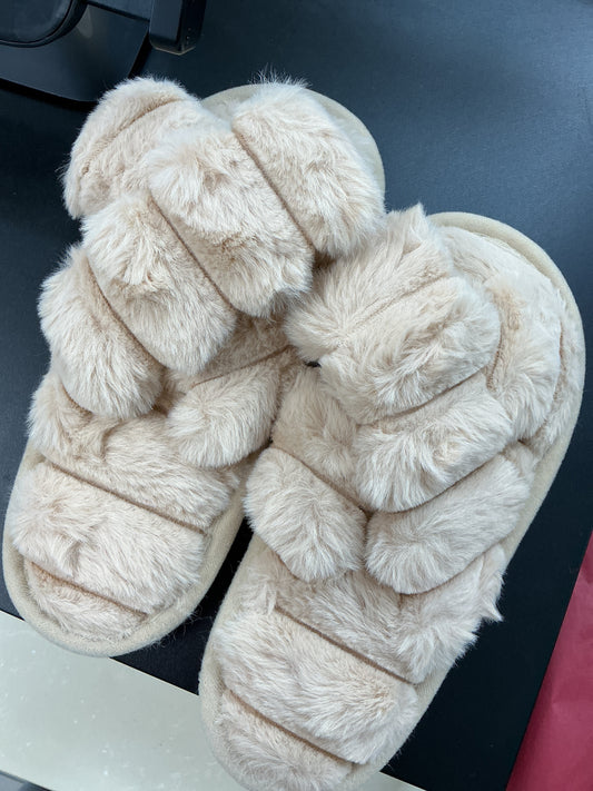 Beige slippers – Lavish 31