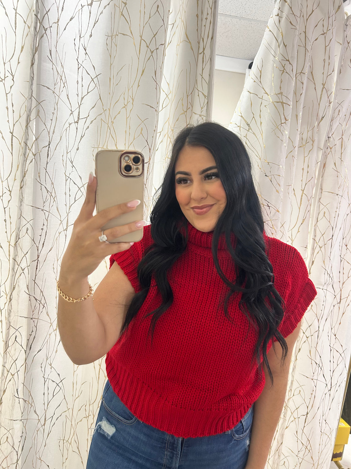 Red cropped vest – Lavish 31