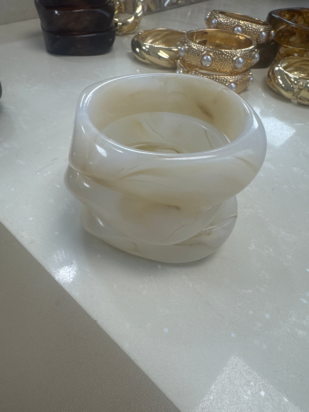 Pearl white bracelet – Lavish 31