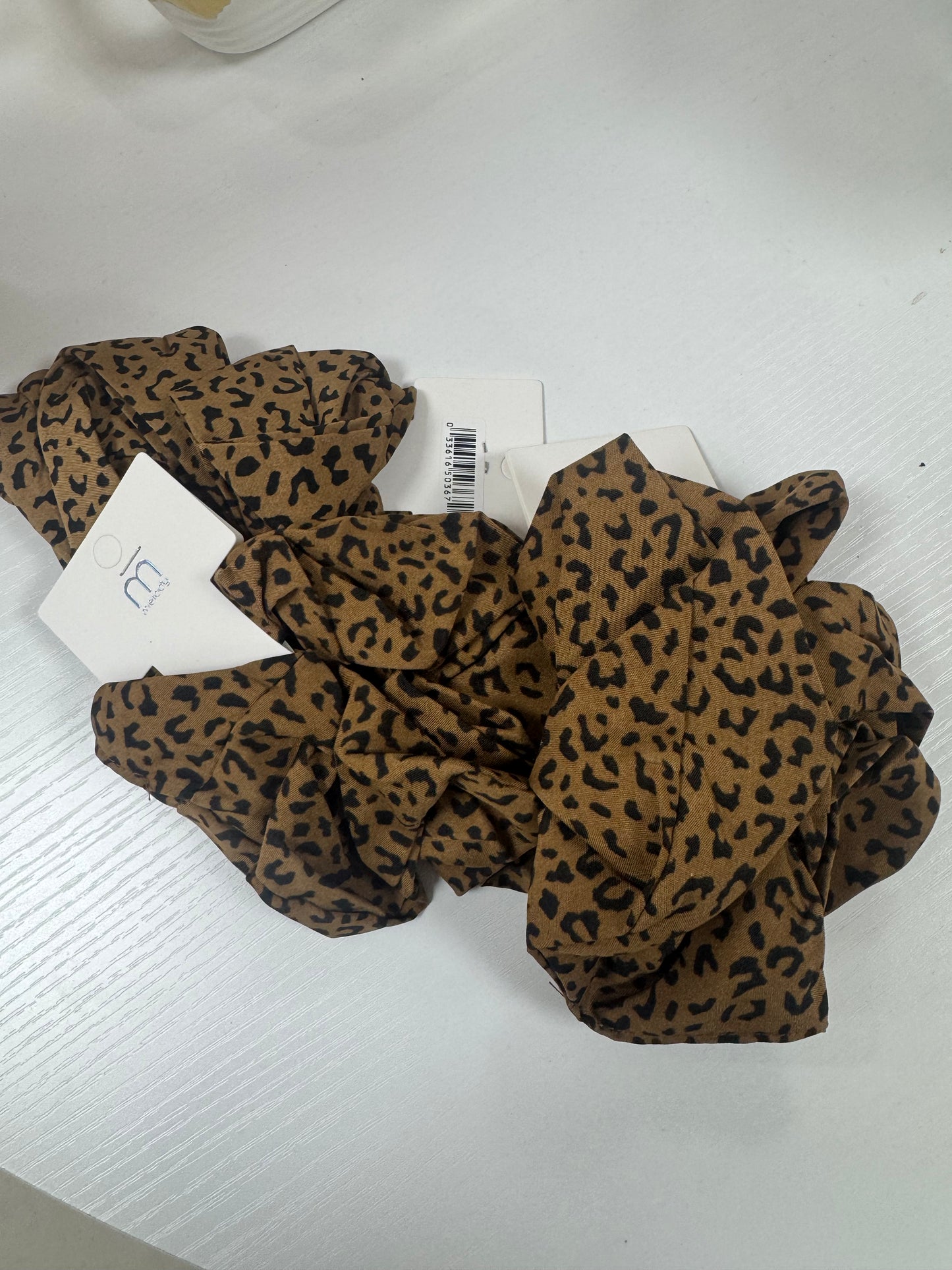 Leopard brown scrunchie – Lavish 31
