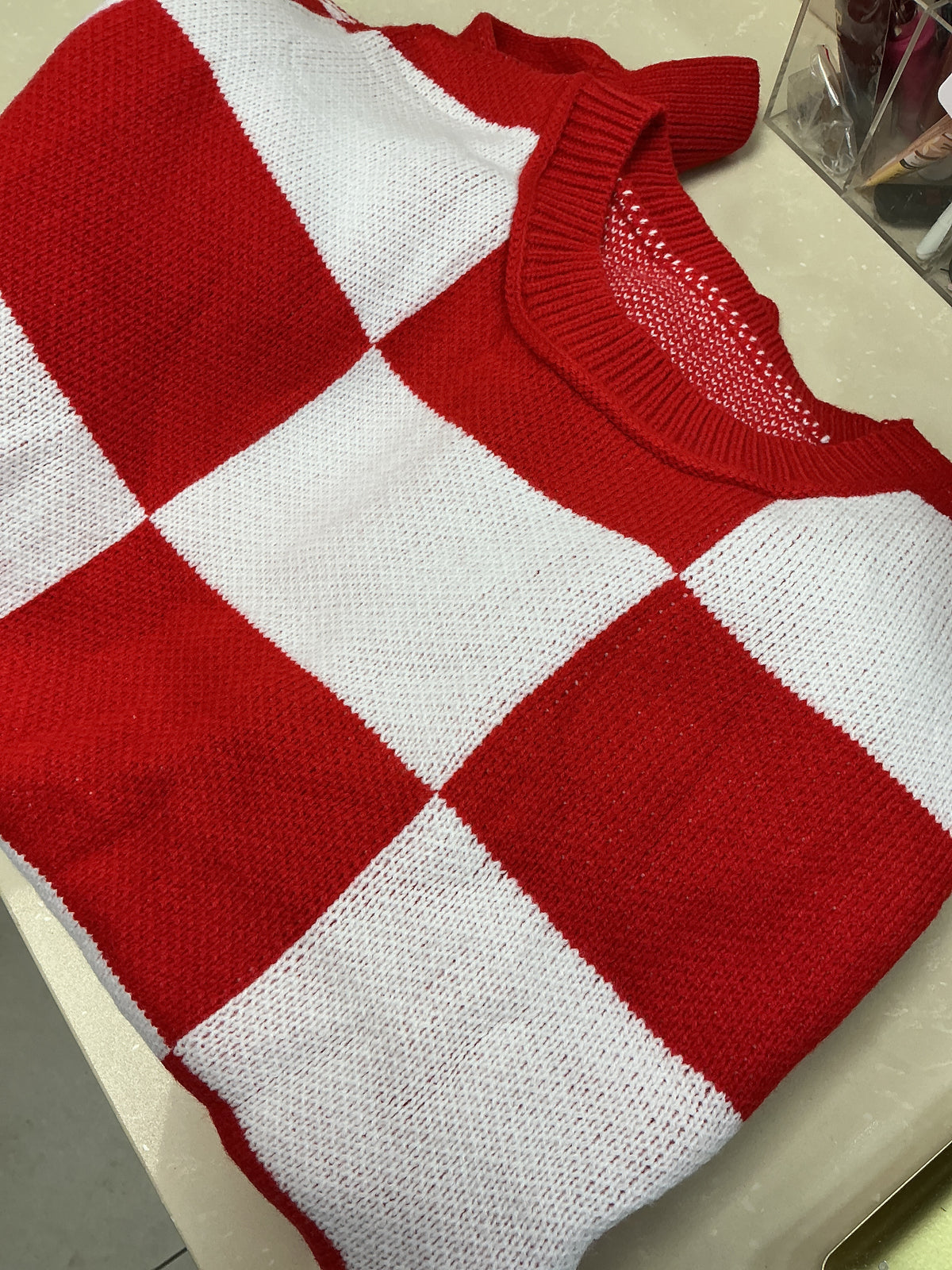 Red checkered sweater – Lavish 31