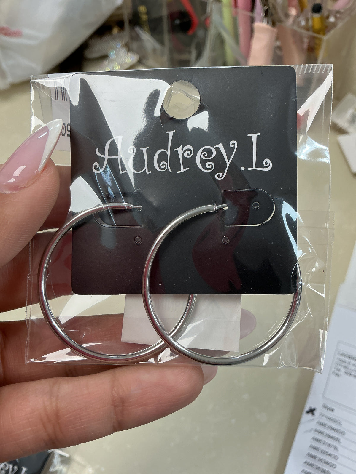 Plain silver hoops – Lavish 31