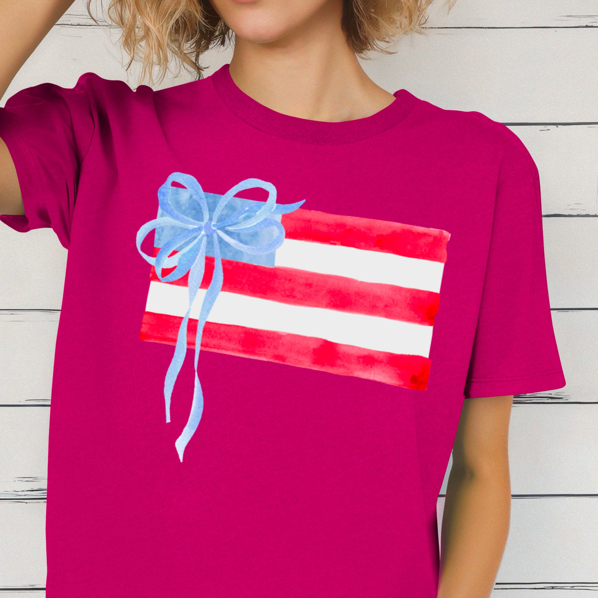 Beige Coquette American Flag, July 4th Graphic Tee, Gildan – Lavish 31 (view 26)