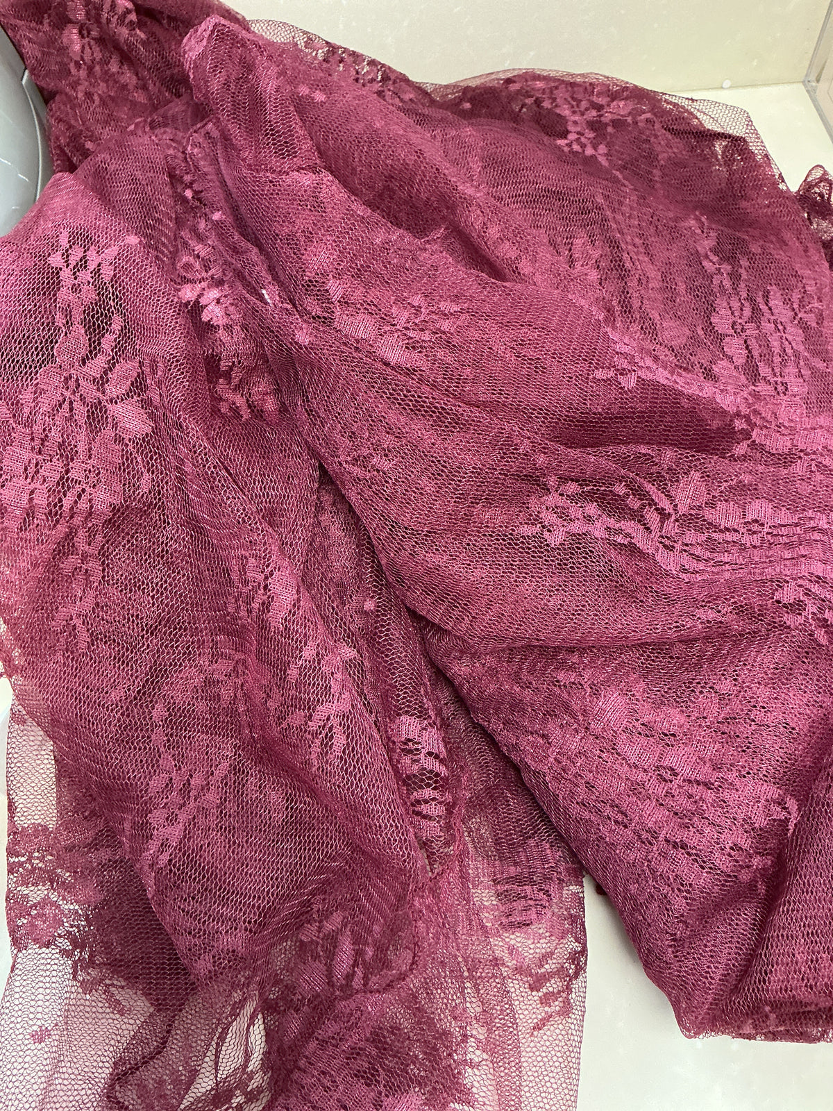 Burgundy lace top – Lavish 31
