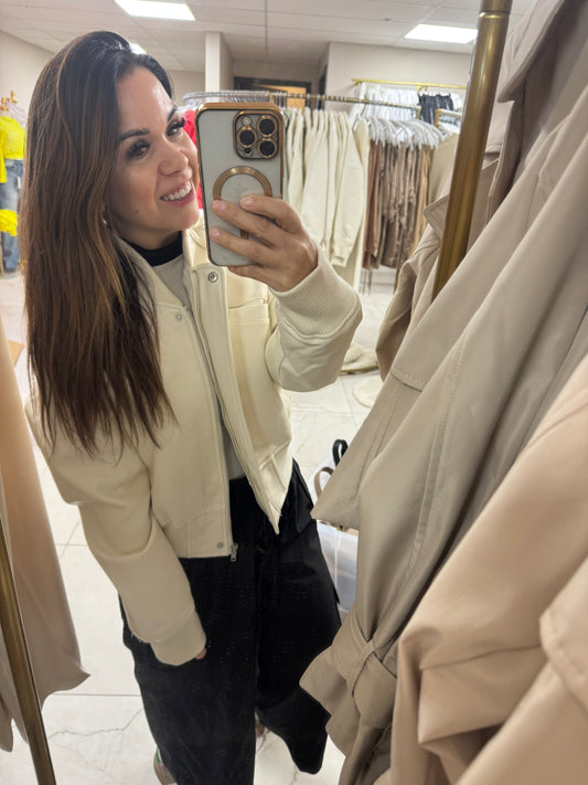 Cream cropped leather jacket – Lavish 31