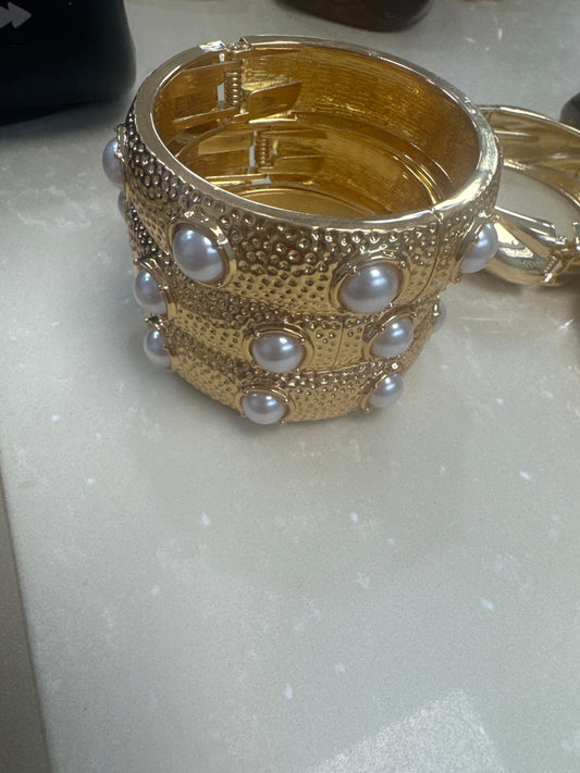 Perl gold bracelet – Lavish 31