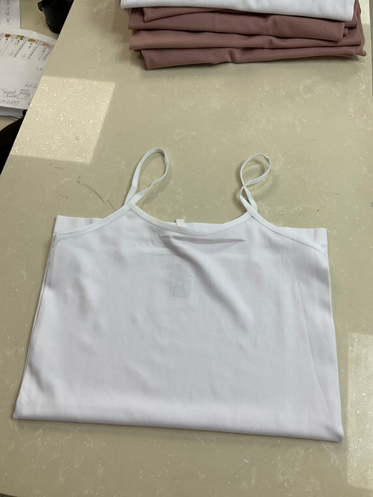 White basic tank – Lavish 31