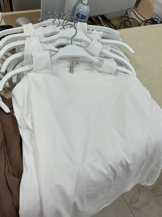 White tank top – Lavish 31
