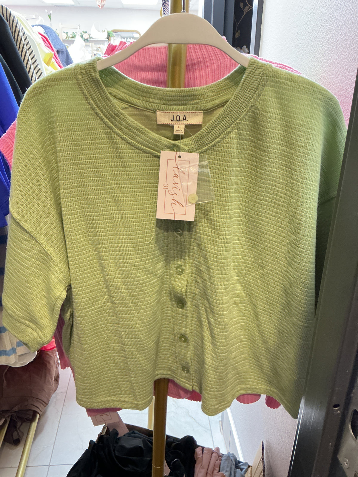 Green cropped top with buttons – Lavish 31
