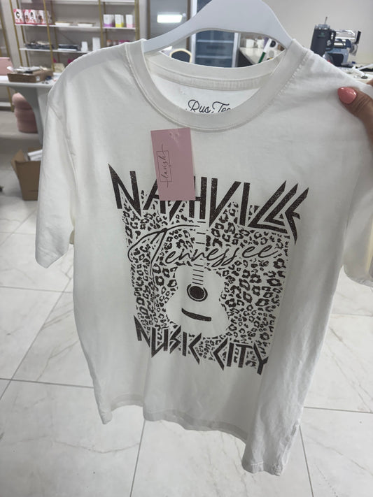 Natural Nashville music tee – Lavish 31