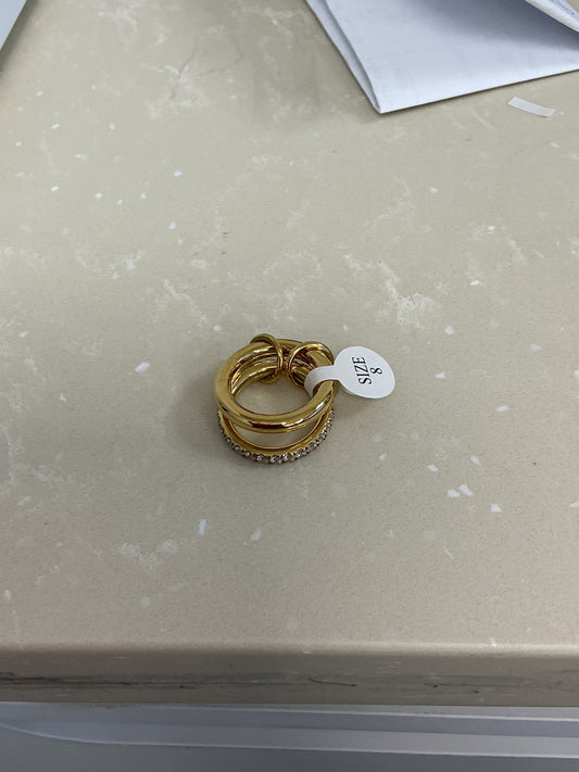 Gold diamond rings – Lavish 31