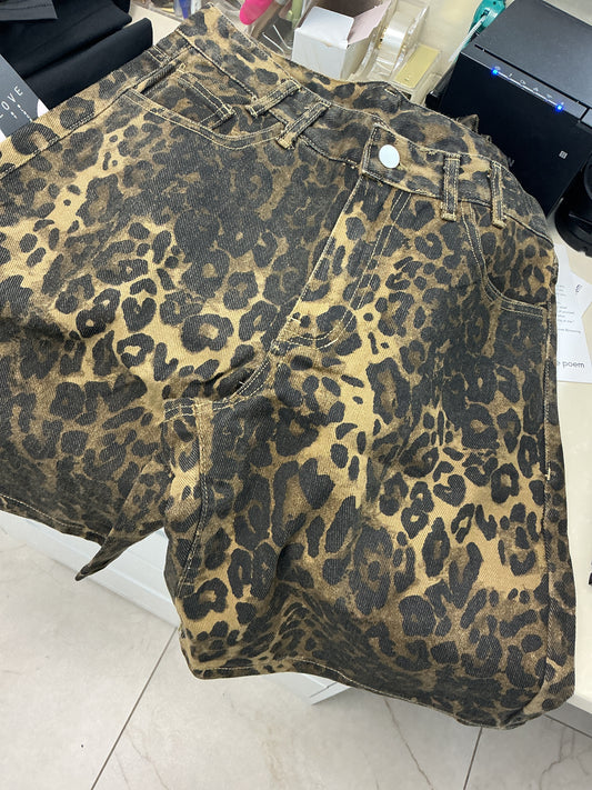 Olive cheetah jorts – Lavish 31