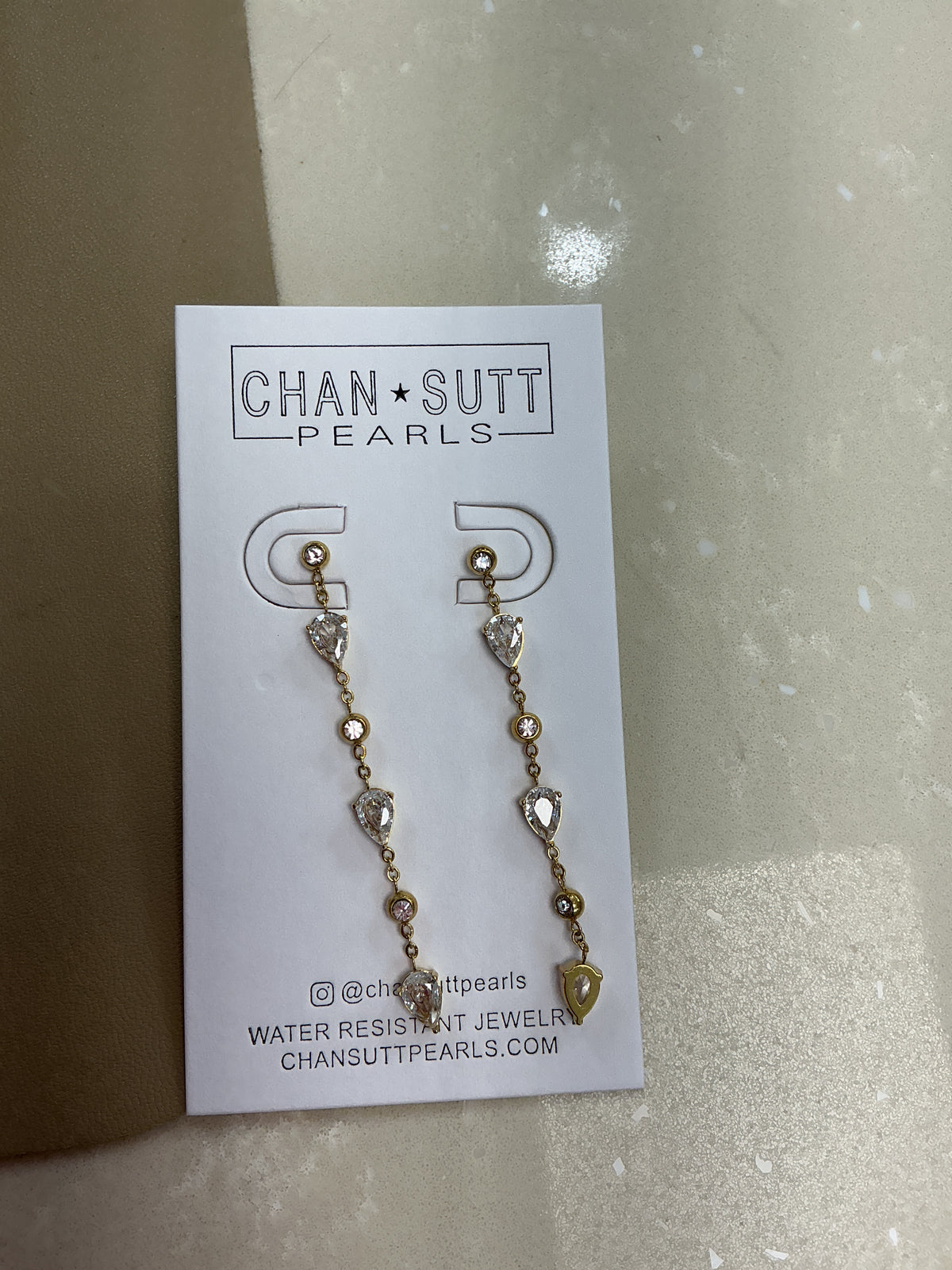 Diamond earrings – Lavish 31