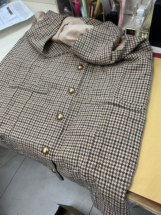 Brown dress with gold buttons – Lavish 31
