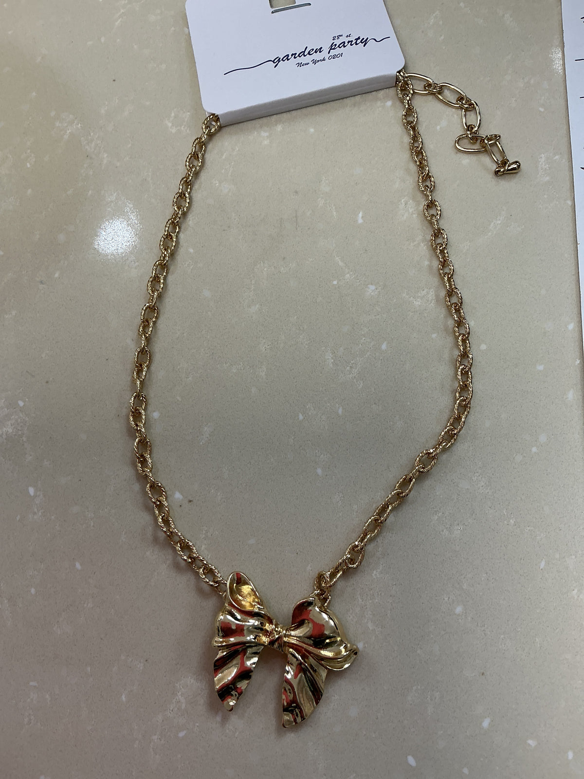 Bow necklace – Lavish 31
