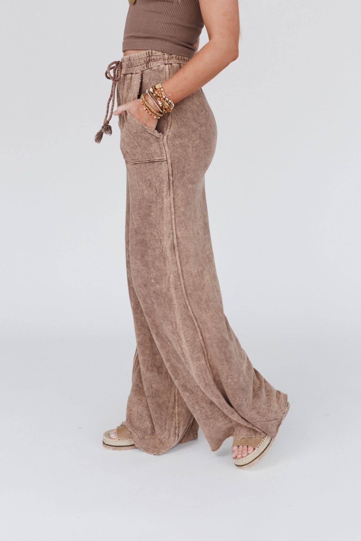 Relaxing Wide Leg Pant -brown – Lavish 31 (view 4)